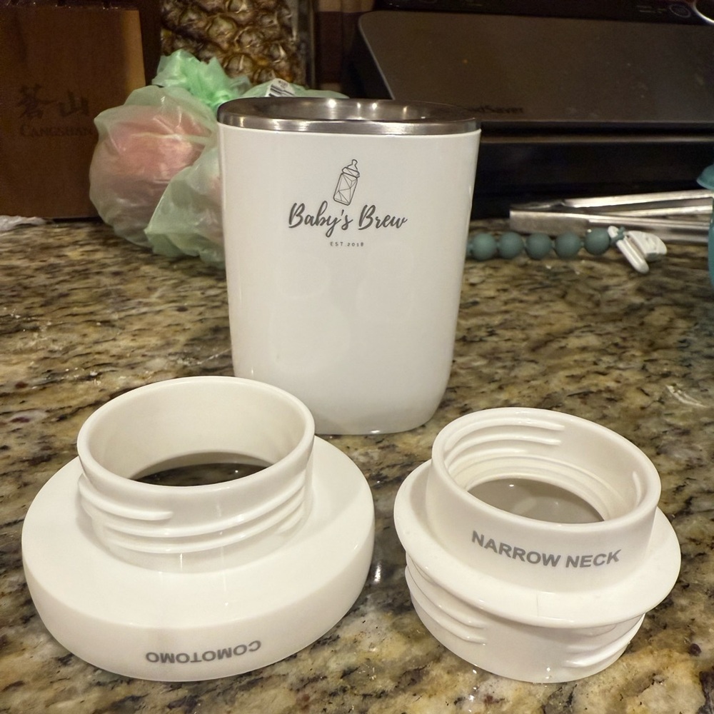 White Insulated Bottle with Interchangeable Necks